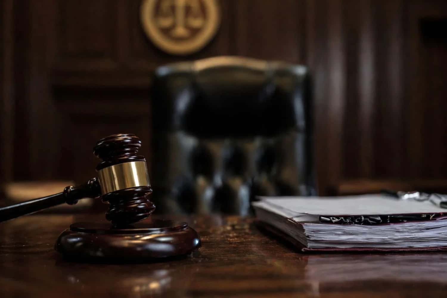 В Екатеринбурге осудили руководителей дорожных компаний — они украли 48,5 млн рублей на навигаторах