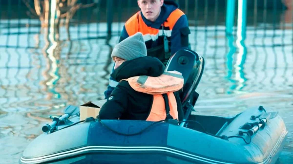 В Свердловской области паводок отрезал 19 населённых пунктов: подтоплены мосты