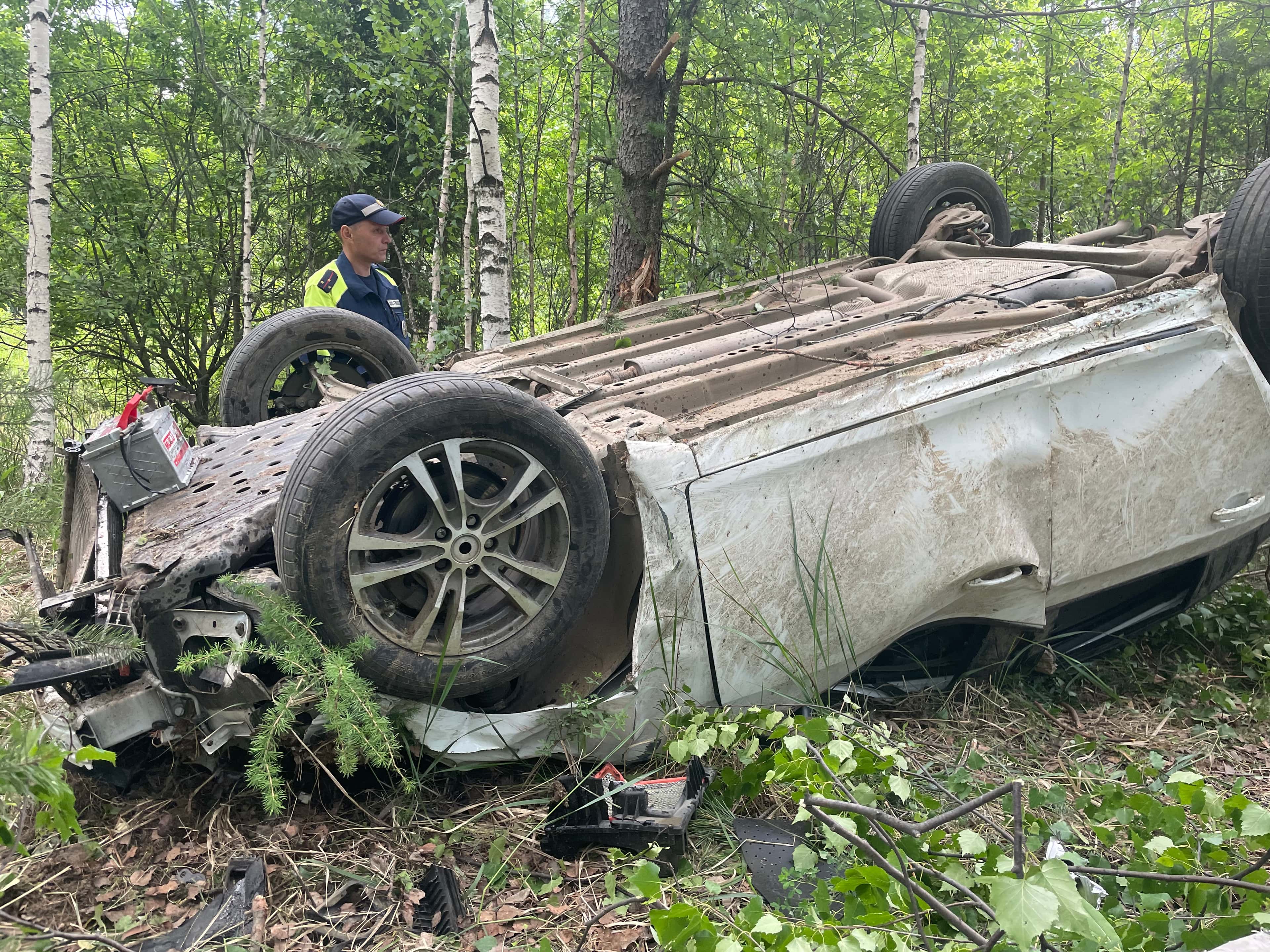 На Среднем Урале в ДТП пострадали четыре человека, в том числе 16-летний подросток