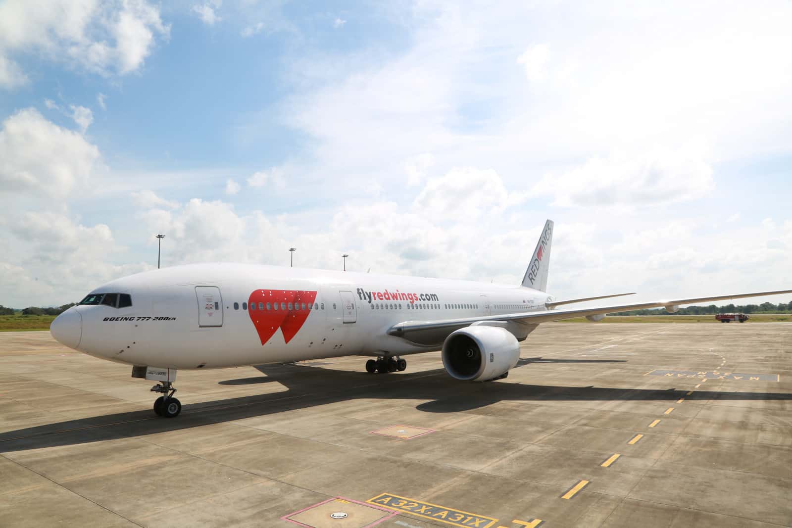 Следователи завели уголовное дело на авиакомпанию Red Wings 