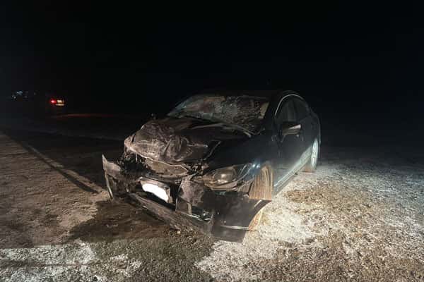 На Среднем Урале пьяный водитель устроил смертельное ДТП с припаркованным автомобилем