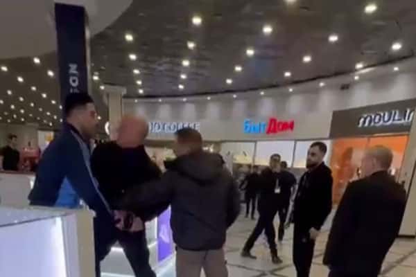 В Екатеринбурге двое мужчин устроили перестрелку в ТЦ