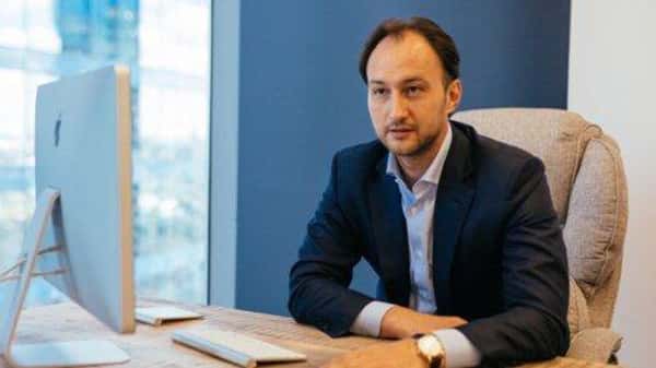 Звезды рассказали веселые новогодние истории 