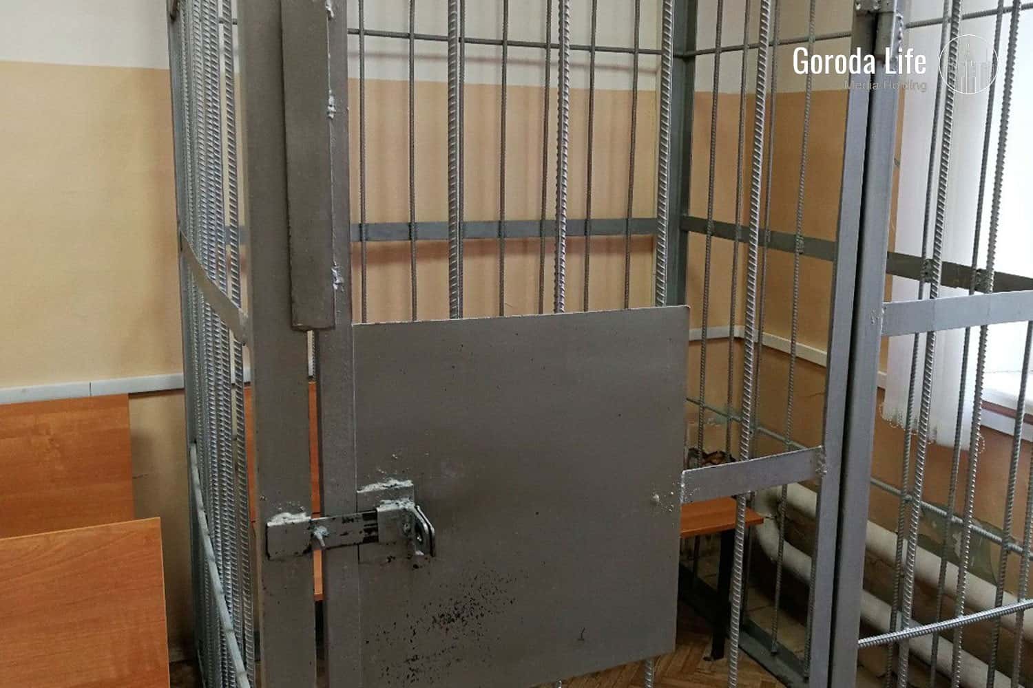 На Урале судят мужчину, задавившего девушку в припаркованной машине 