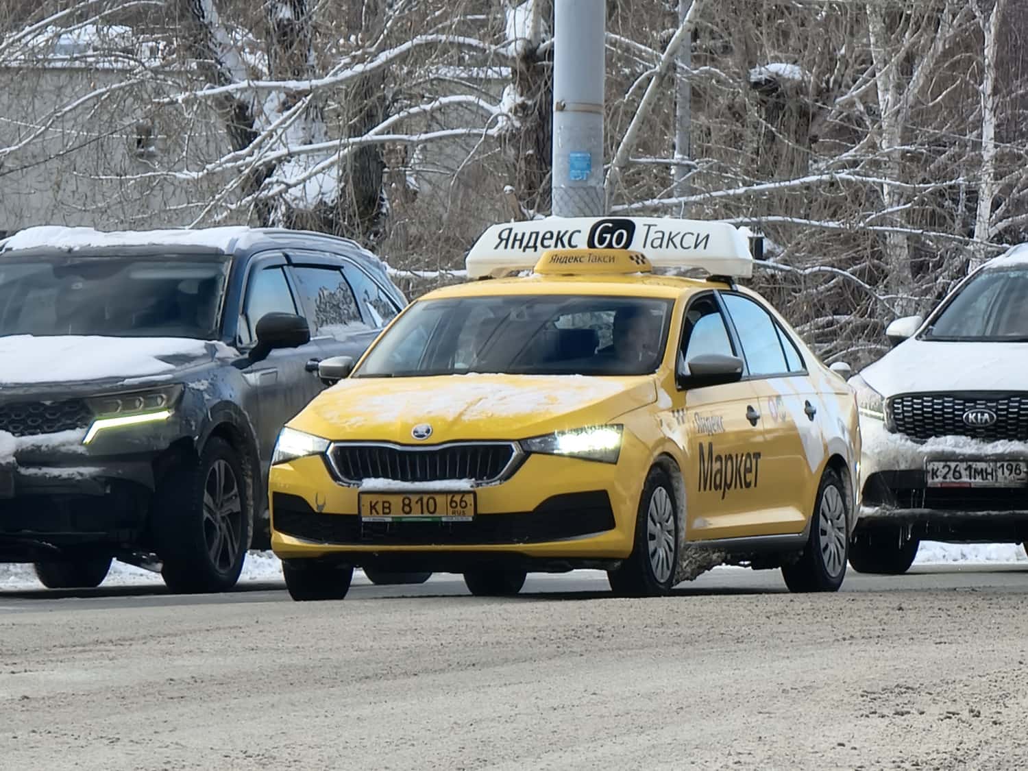 У ГИБДД Екатеринбурга появились претензии к Яндекс. Такси 