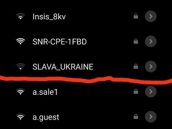 Житель Екатеринбурга пожаловался на украинских националистов, живущих в многоэтажке 