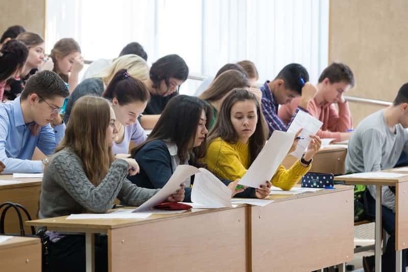 Рабочим стать просто - в колледжах России стало больше бюджетных мест