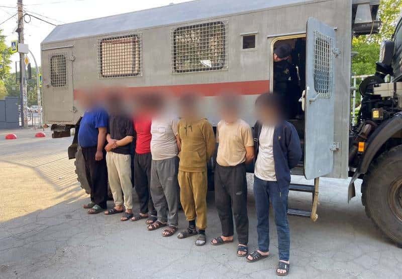 В Челябинске поймали ещё восьмерых нарушителей миграционного законодательства 