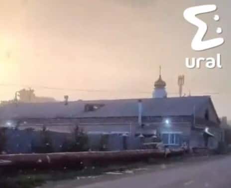 Жители Копейска жалуются на обилие тополиного пуха