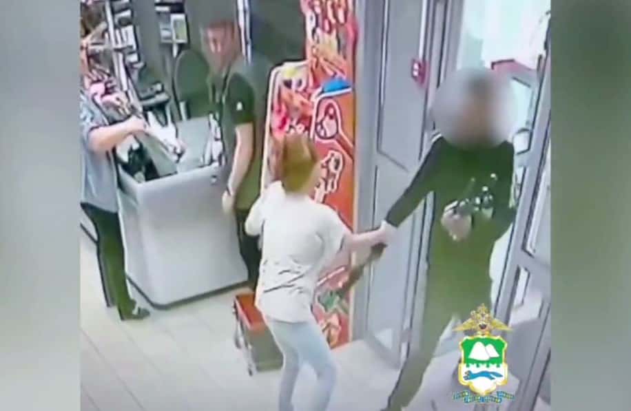 В Кургане дерзко ограбили магазин 