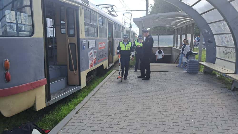 Трамвай задавил пожилую женщину в Екатеринбурге