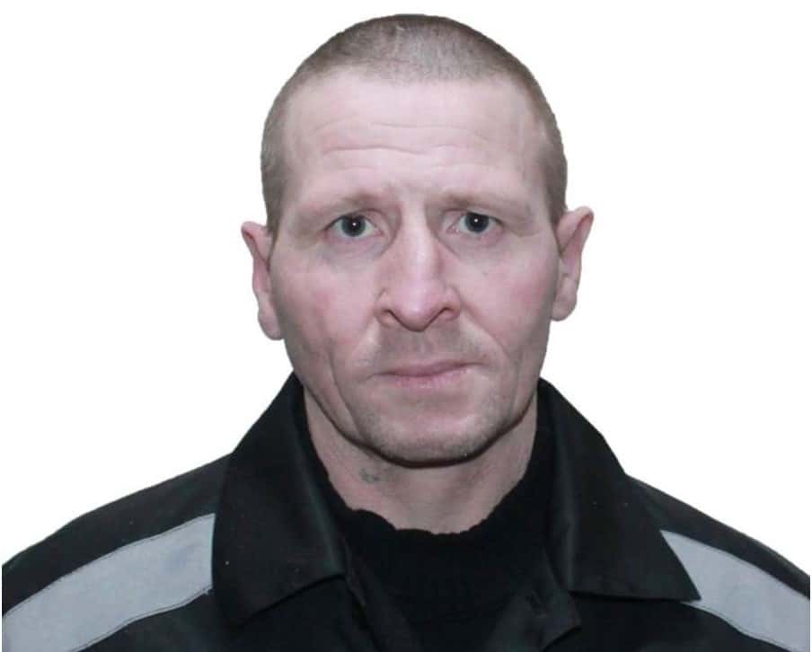 В Свердловской области ищут сбежавшего зэка