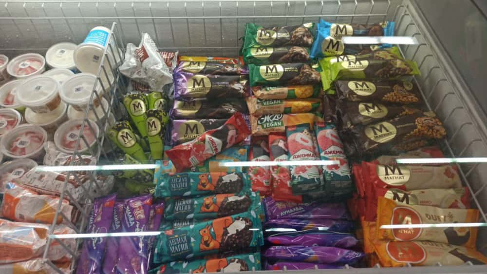 Стало известно, почему нельзя есть вафельные стаканчики от мороженого 