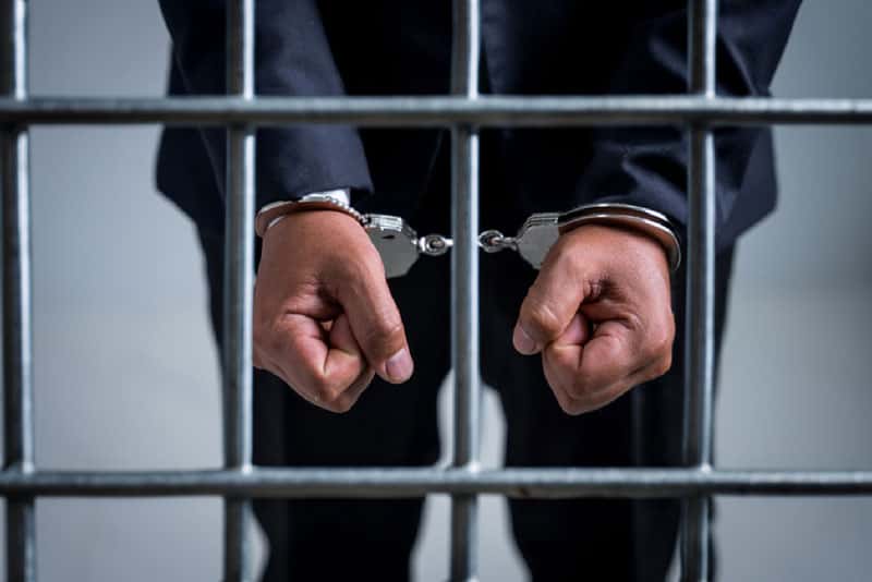 Подозревают в коррупции — в Магнитогорске задержаны два подполковника полиции 