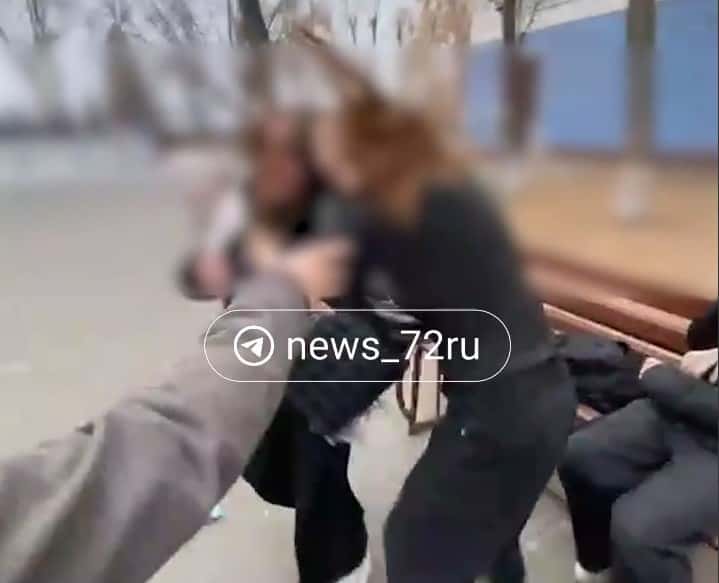 В Тюмени школьницы избили ровесницу