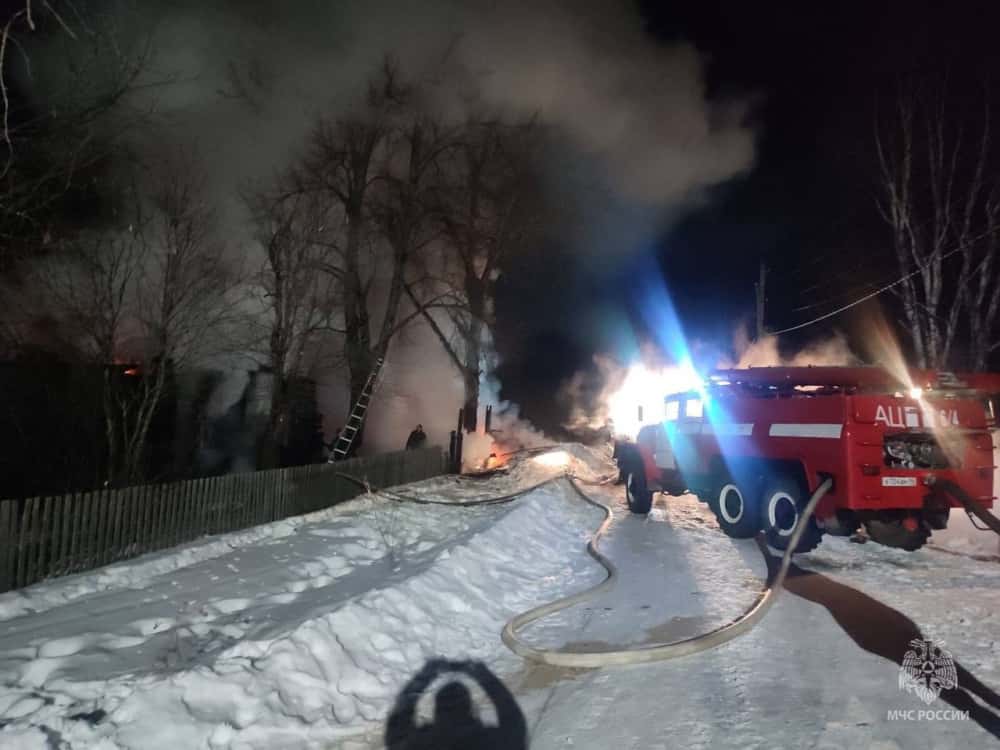 Возбуждено уголовное дело о гибели мужчины и его детей на Урале 