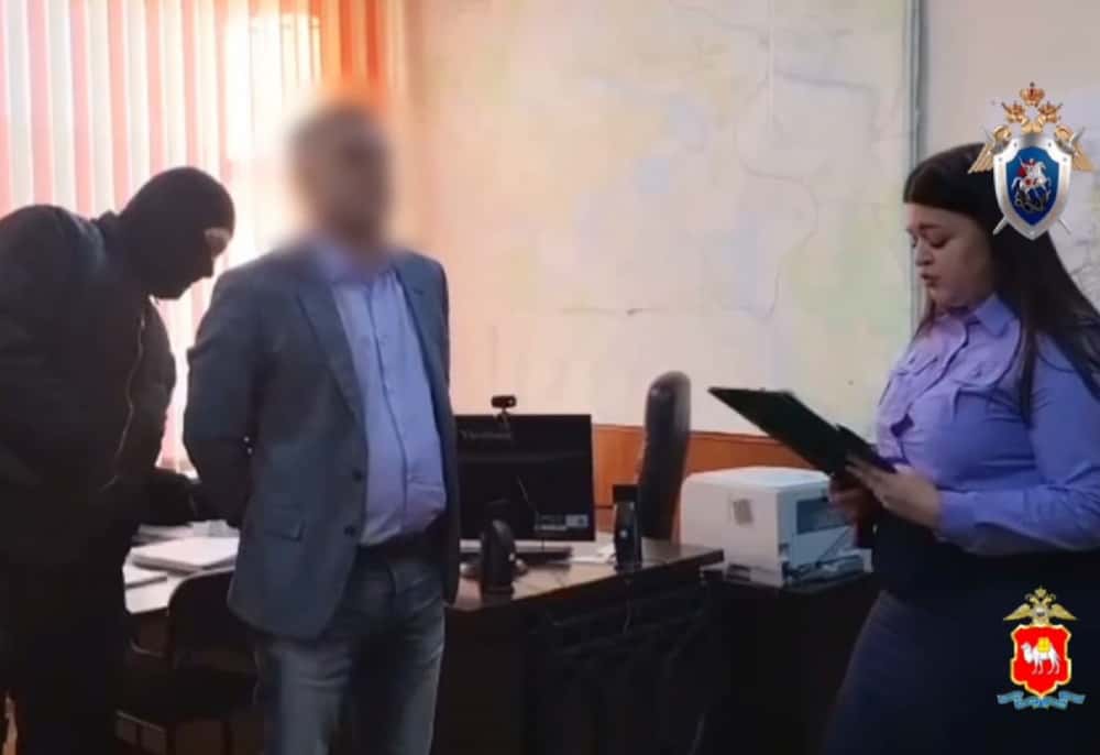 В Челябинской области за коррупцию задержали замглавы Троицка 