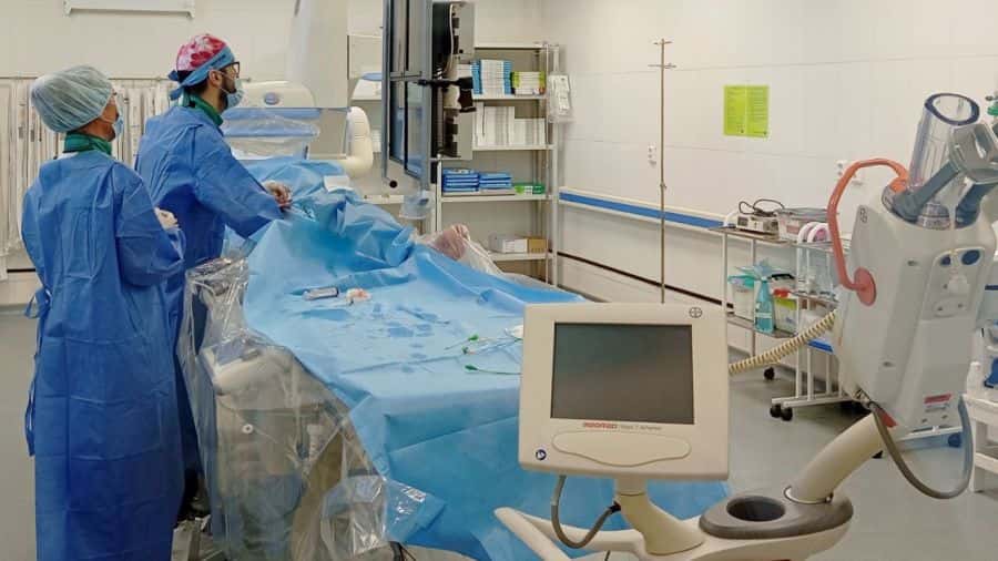 Уральские хирурги спасли пожилого мужчину, пережившего инсульт 