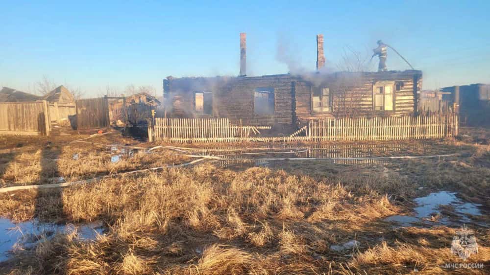 Два человека погибли в Тюменской области при пожаре 