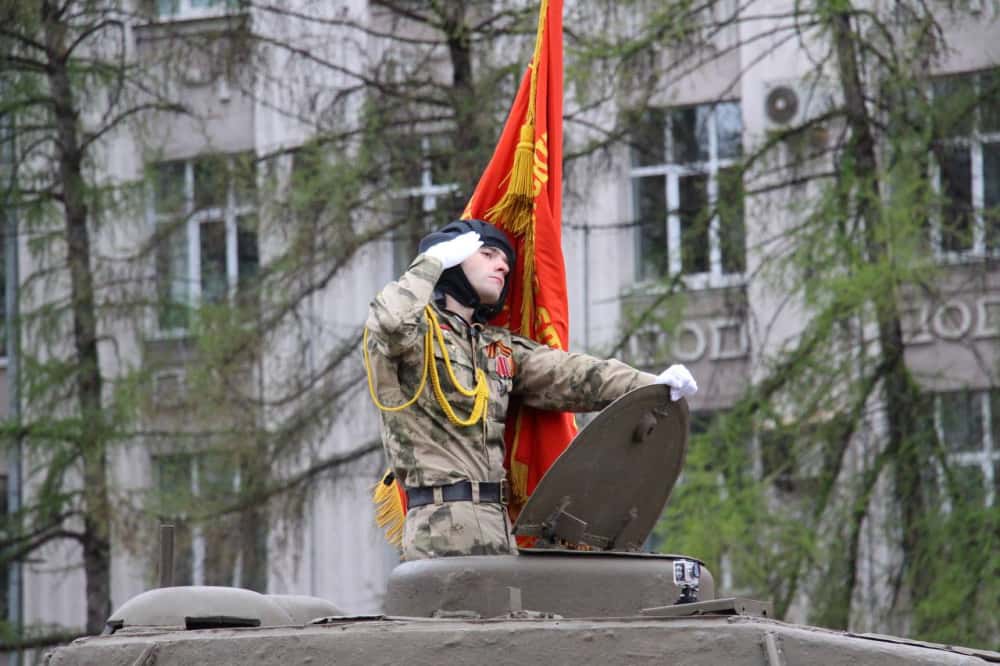 В Перми торжественное прохождение войск объединило две тысячи человек