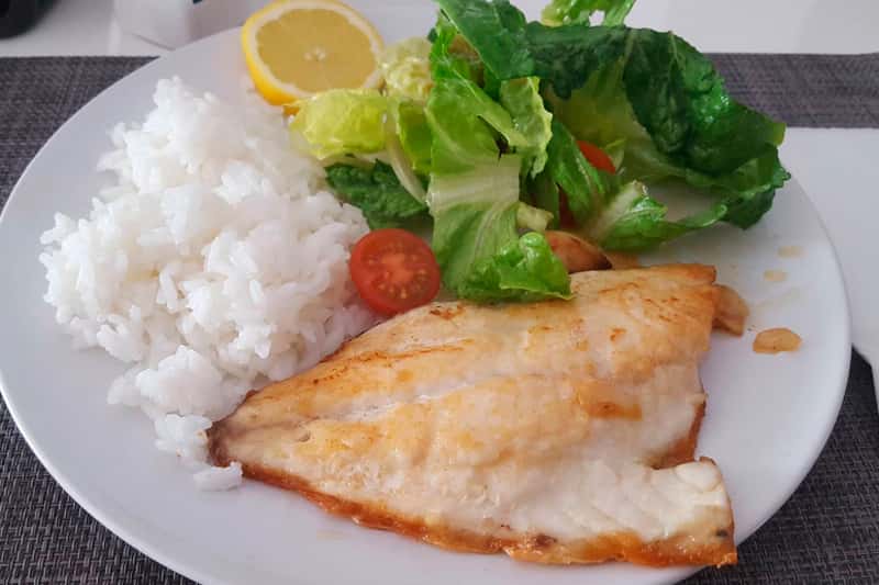 В школах России захотели ввести бесплатное питание 