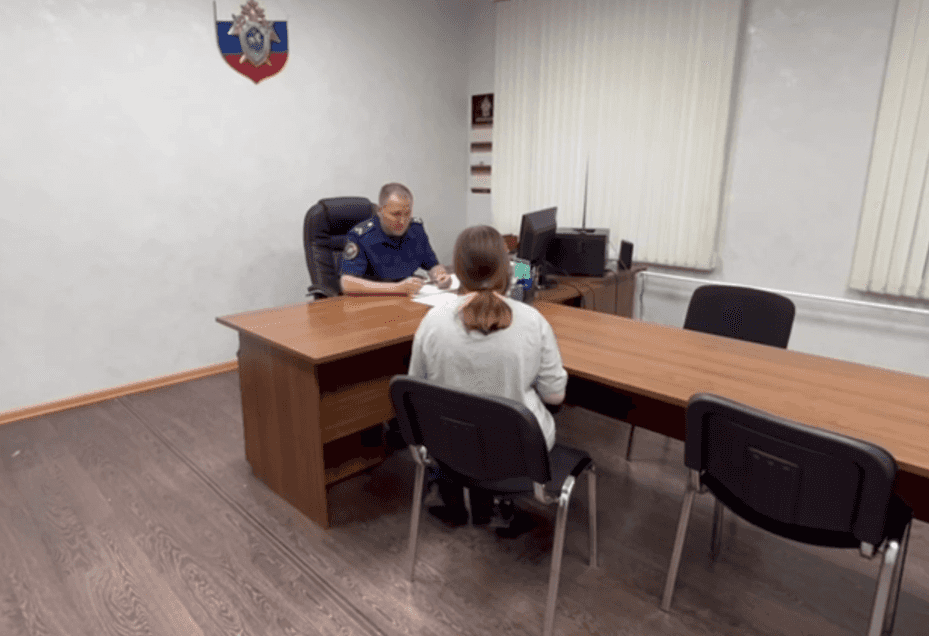 СКР предъявил 20-летней свердловчанке обвинение в убийстве дочери 