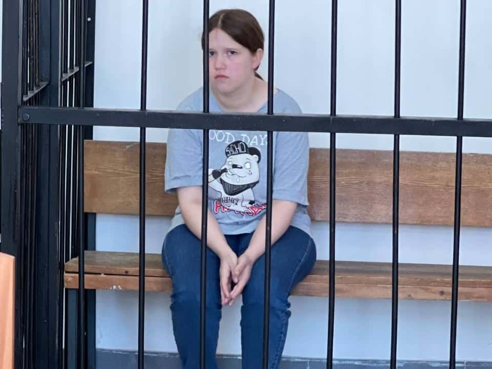 Обвиняемую в убийстве дочки 20-летнюю свердловчанку арестовали 