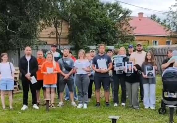 Более 60 семей в Тюмени попросили Путина вмешаться из-за недостроенных домов 