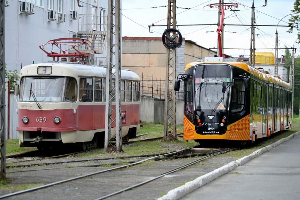 В Екатеринбурге запустили первый в России пятисекционный трамвай