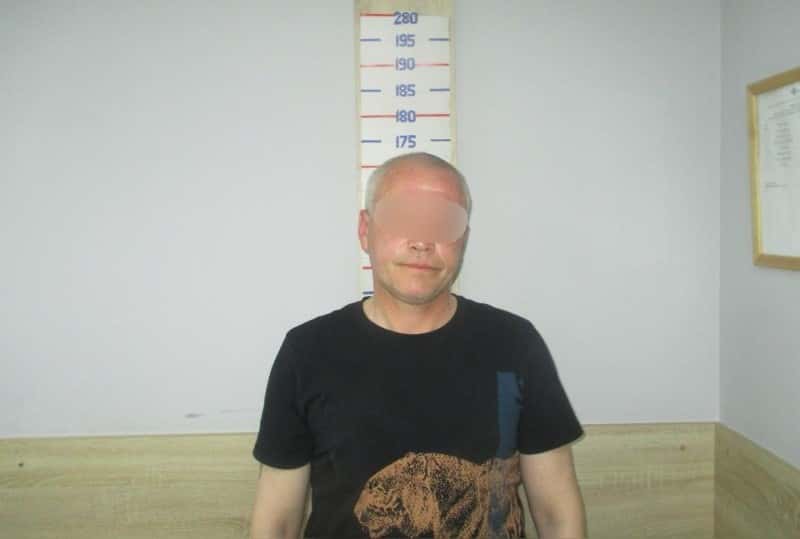 Опоздал на самолёт — жителя Краснотурьинска задержали в аэропорту Сургута за дебош 