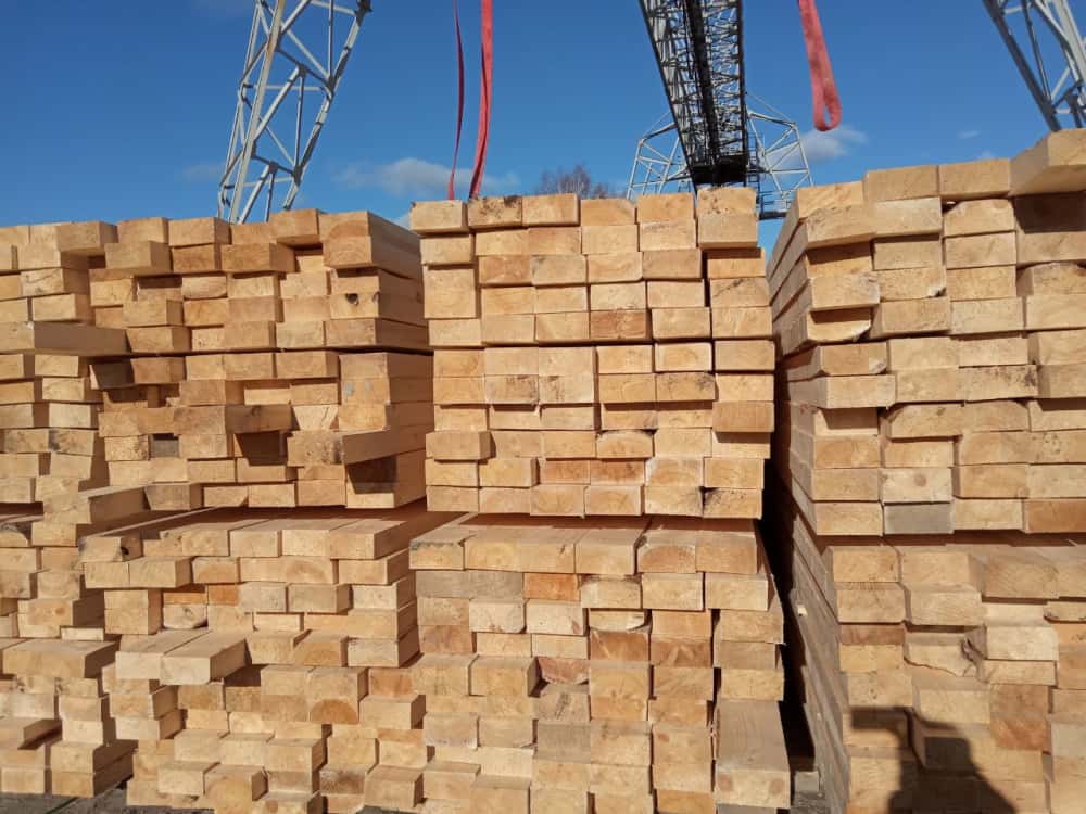 2500 кубометров пиломатериалов экспортировали с Урала во Вьетнам 