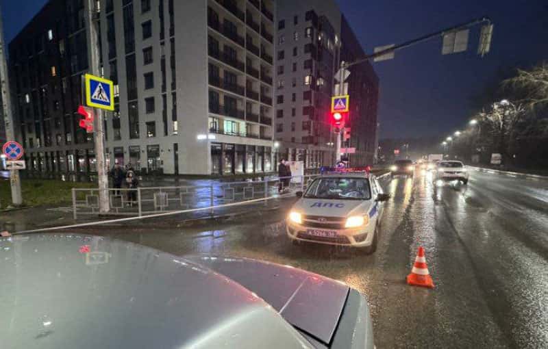 В Березовском водитель сбил 11-летнего мальчика на пешеходном переходе