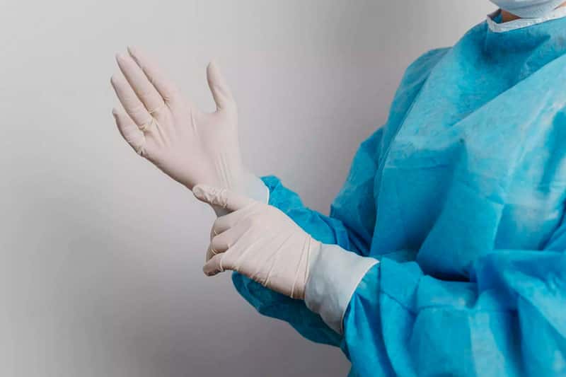 Челябинка с ожогами ног семь месяцев без диагноза — дочь обратилась к губернатору