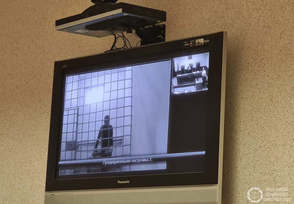 «Ура.ру» больше не будет платить адвокатам арестованного редактора