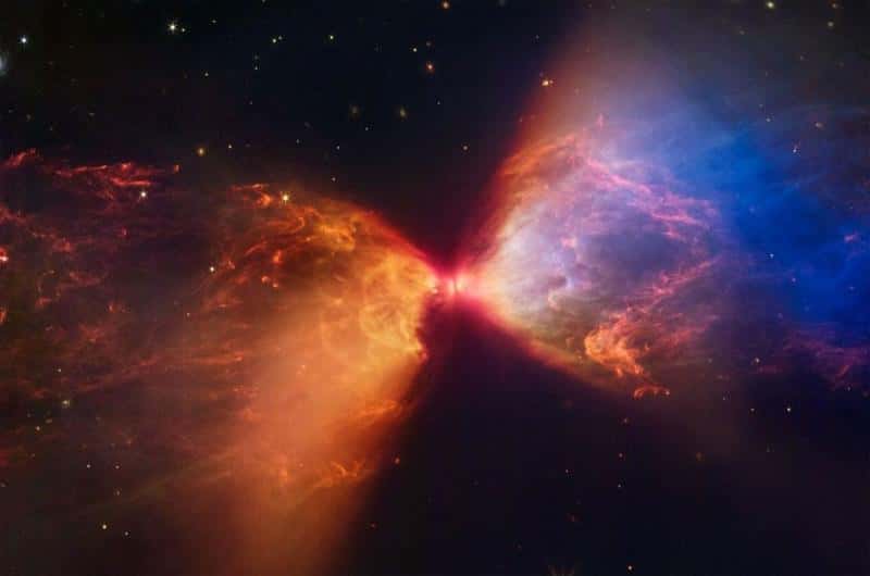 Учёные УрФУ обнаружили новую молекулу в межзвёздных льдах протозвёзд