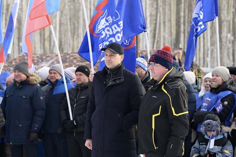 В Красноуральске открыли новую лыжероллерную трассу: стартовали гонки