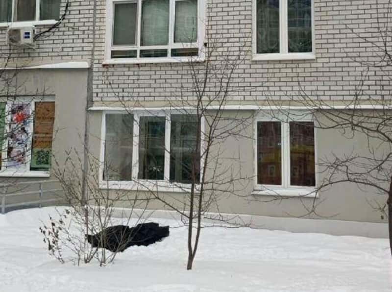 Трагедия в ЖК «Университетский»: под окнами дома нашли тело девушки