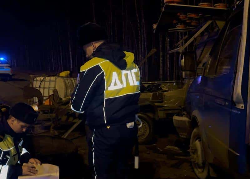 ДТП на Среднем Урале: водитель «Газели» наехал на троих дорожных рабочих