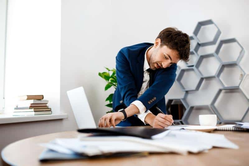 88% екатеринбуржцев против найма через ИИ — опрос показал, кому горожане доверят собеседование