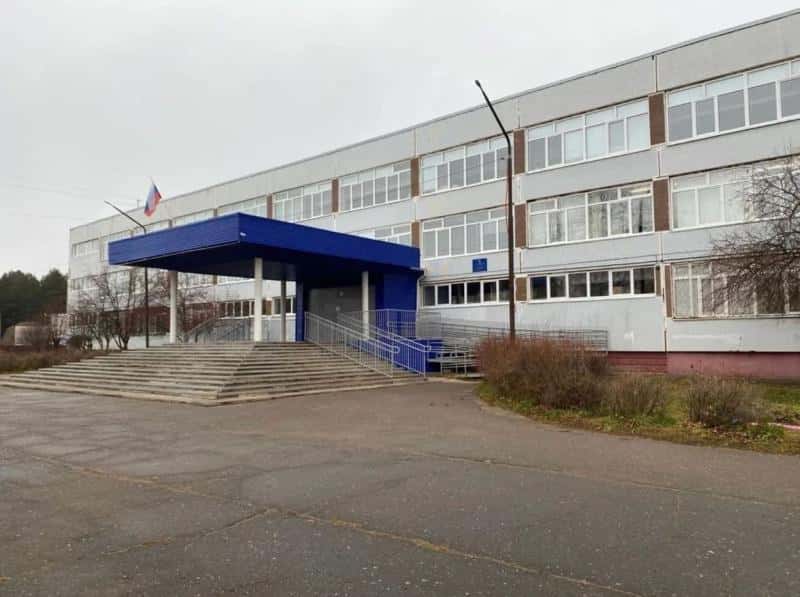 Нападение на педагога в Пермском крае — ученик ранил женщину ножом, она в тяжёлом состоянии