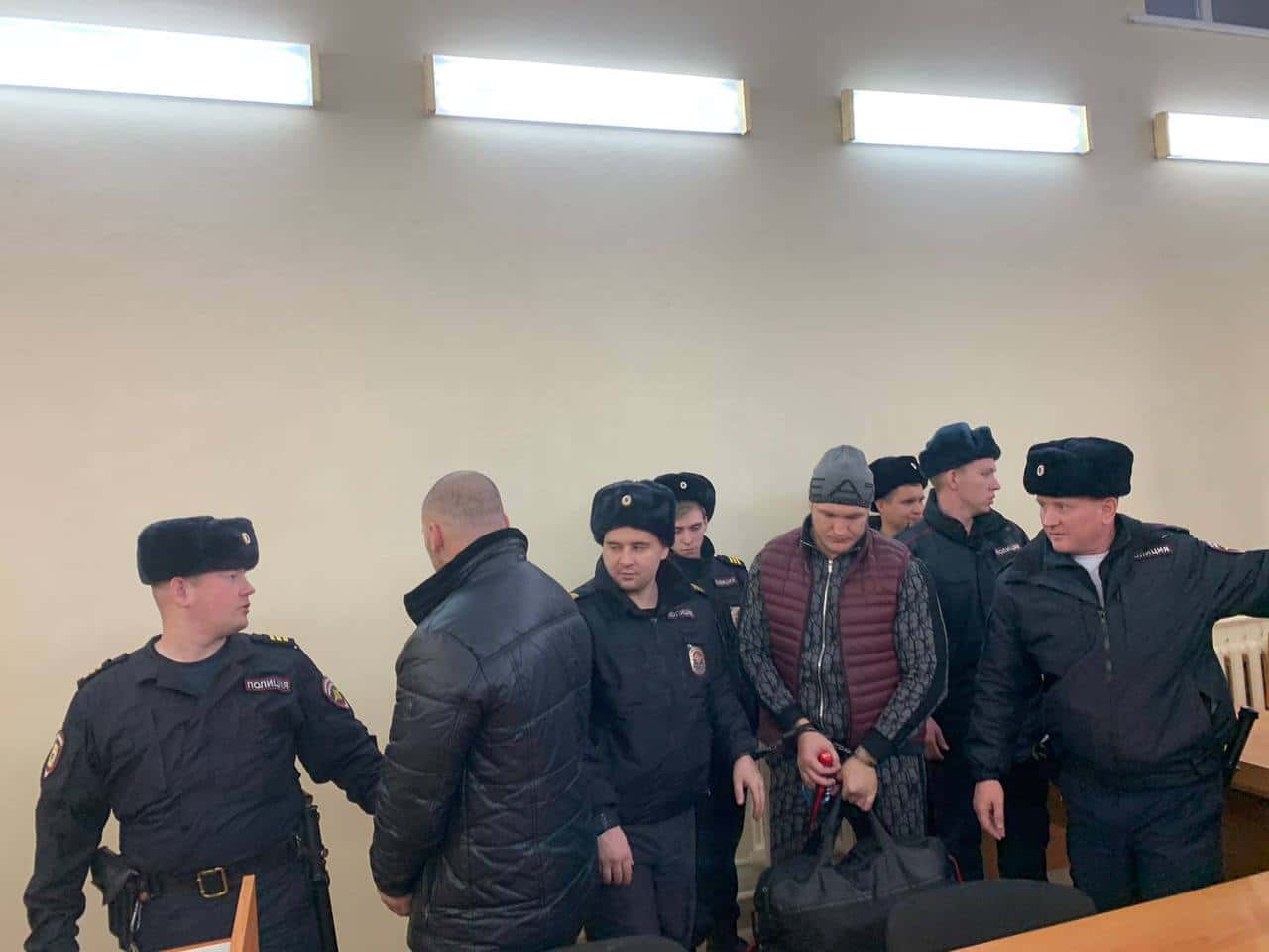 На Урале осуждены члены организованной группы за принуждение предпринимателей оказывать ритуальные услуги