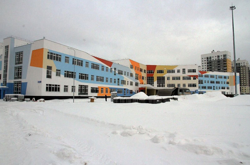 В Екатеринбурге четвероклассник выстрелил в глаз однокласснице из игрушечного пистолета | В школе №23 Екатеринбурга ученик ранил одноклассницу игрушечным пистолетом