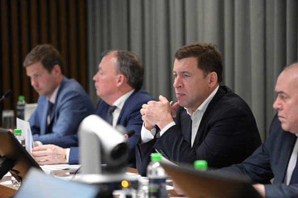 Евгений Куйвашев подписал постановление о выделении жителям земельных участков для ведения сельскохозяйственных работ в аренду за 1 рубль