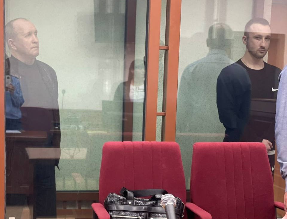 Двое уральцев выслушали приговор за изготовление 25 килограммов наркосредств | Уральца и его дядю осудили за изготовление 25 килограммов наркотика Двое уральцев выслушали приговор за изготовление 25 килограммов наркосредств | Уральца и его дядю осудили за изготовление 25 килограммов наркотика