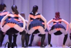 Генпрокуратуру просят проверить все школы танца, секции и кружки. «Вышивать можно и свастику» Генпрокуратуру просят проверить все школы танца, секции и кружки. «Вышивать можно и свастику»