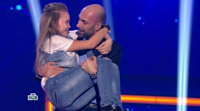 Знаменитый хореограф предложил девочке из Арамиля уроки танцев, чтобы утешить её после провала на телешоу