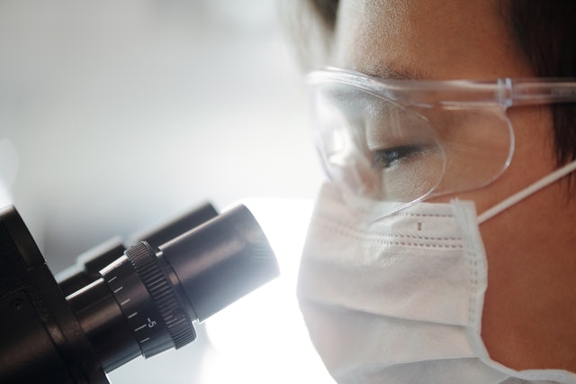 В Свердловской области зарегистрировано 99 новых случаев COVID-19