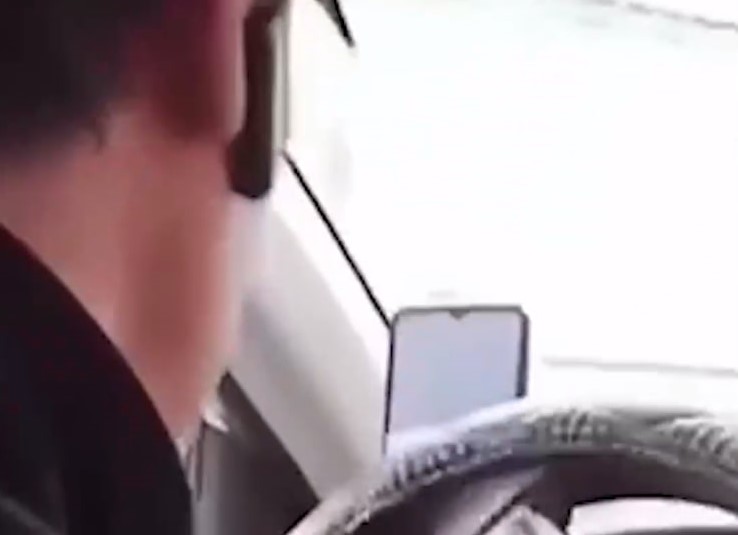 В Челябинске ещё один мигрант попался на оскорблении женщин  | В Челябинске мигрант-таксист обматерил пассажирку 