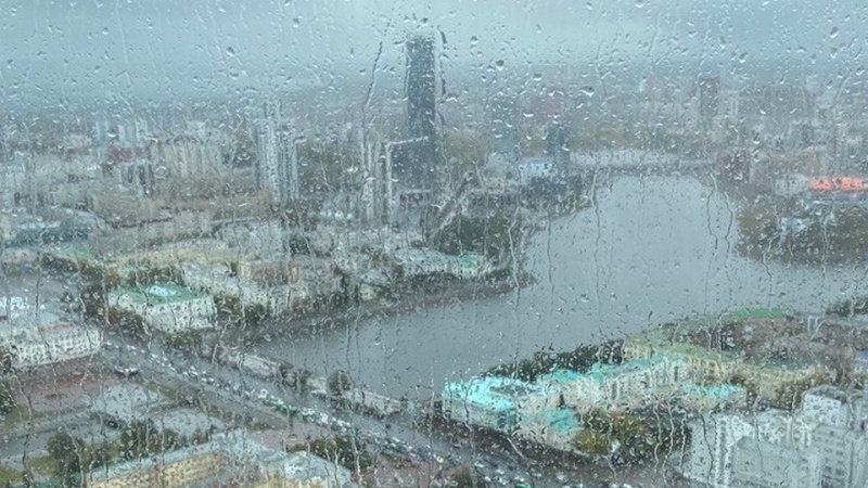 В Свердловской области ожидаются дожди, грозы и град. Соблюдайте меры безопасности!