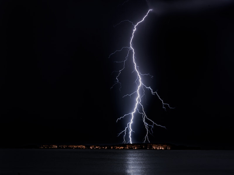 Грозы и ливни ожидаются в Свердловской области 18 июля Грозы и ливни ожидаются в Свердловской области 18 июля